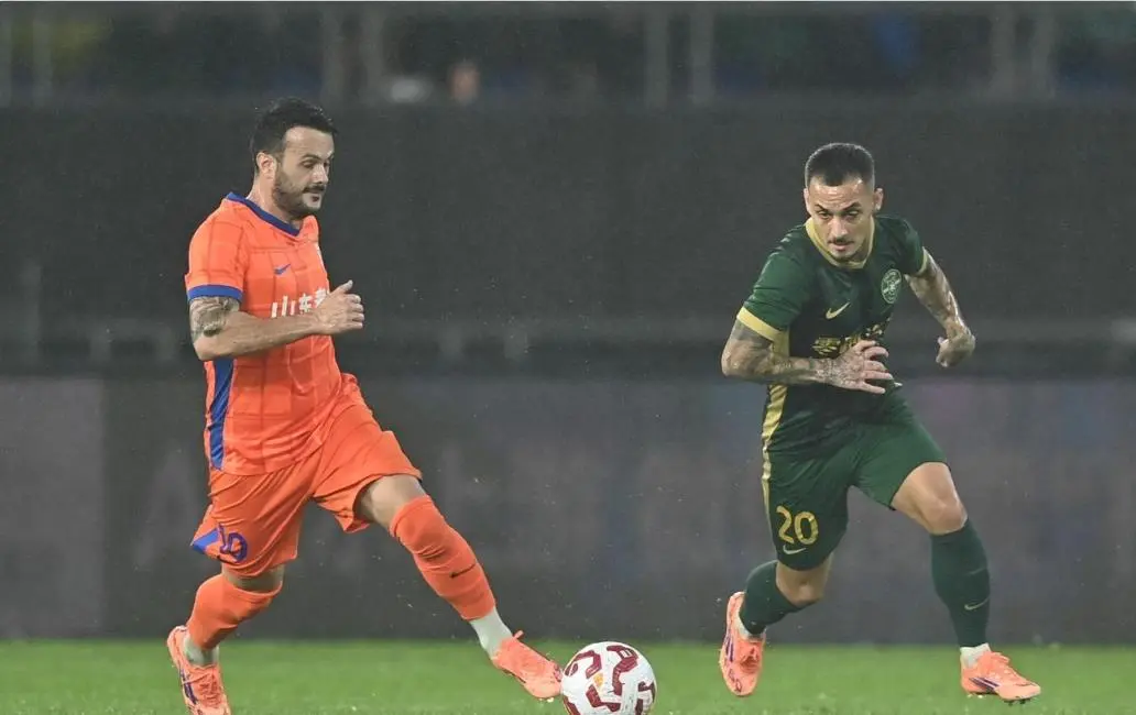 但三年长约, 月的博弈窗, 岁的瓦科则